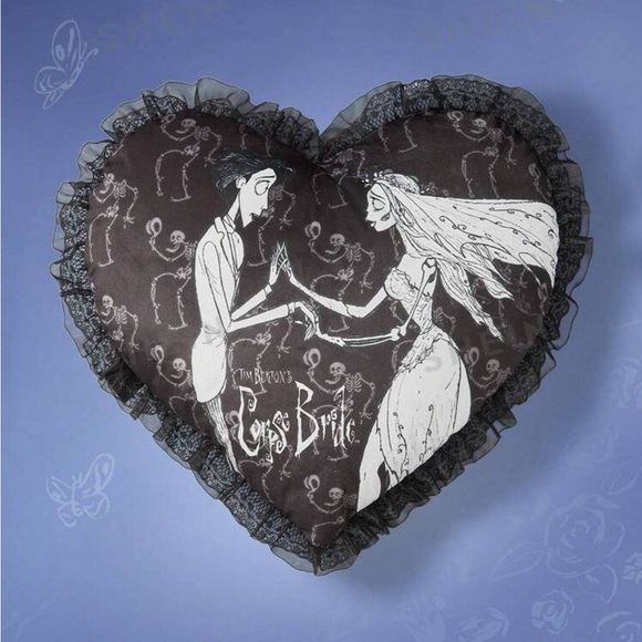 Corpse Bride | 1pc Letter Skeleton Graphic Heart Design Decorative, Throw Pillow - Picture 4 of 4